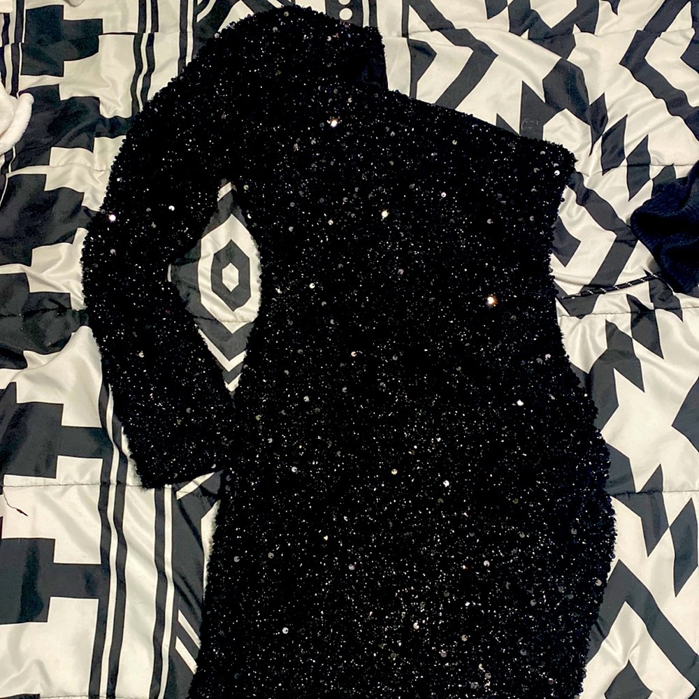 Black one sleeve dress